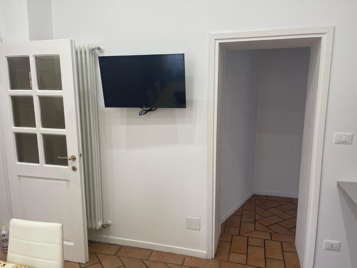 45 - Tourist House Bologna Oberdan - Self Check-Inアパートメント エクステリア 写真