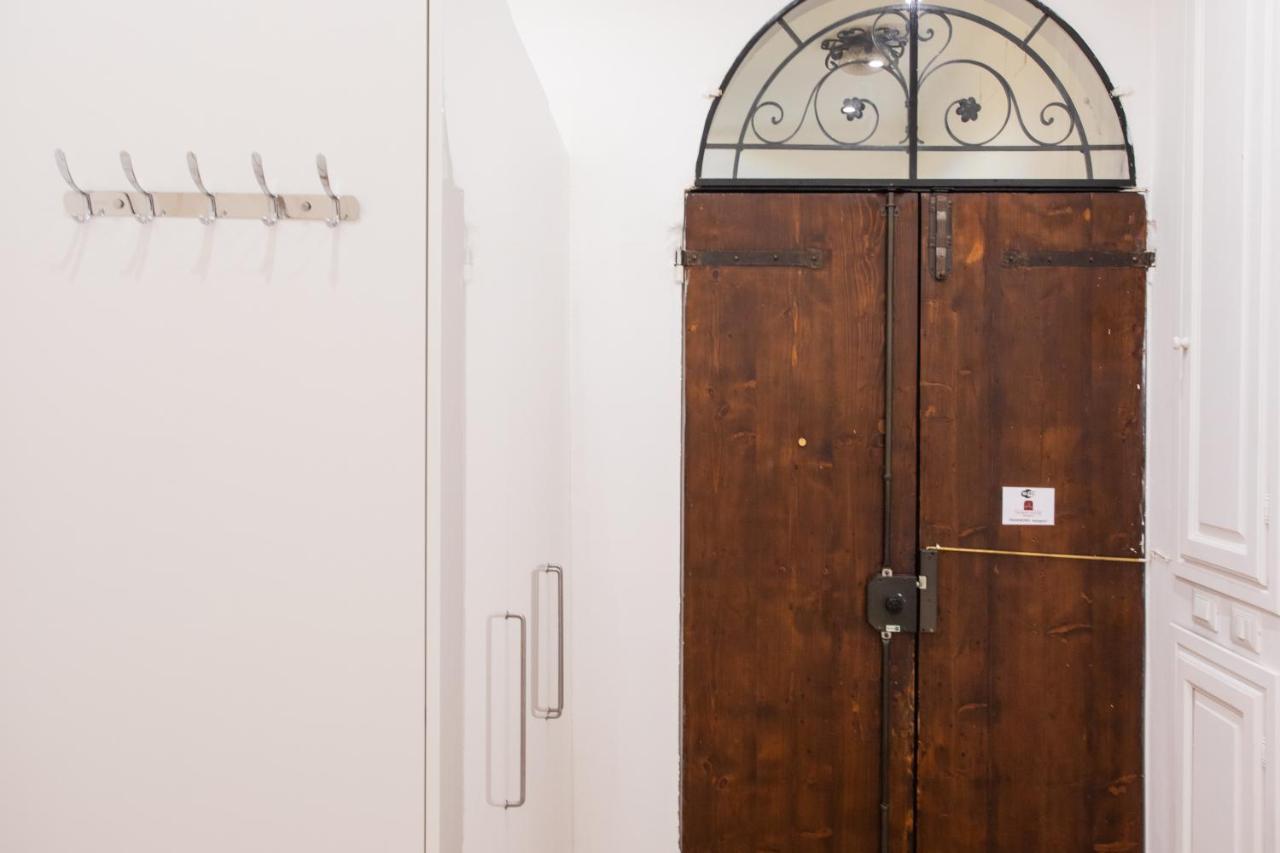 45 - Tourist House Bologna Oberdan - Self Check-Inアパートメント エクステリア 写真